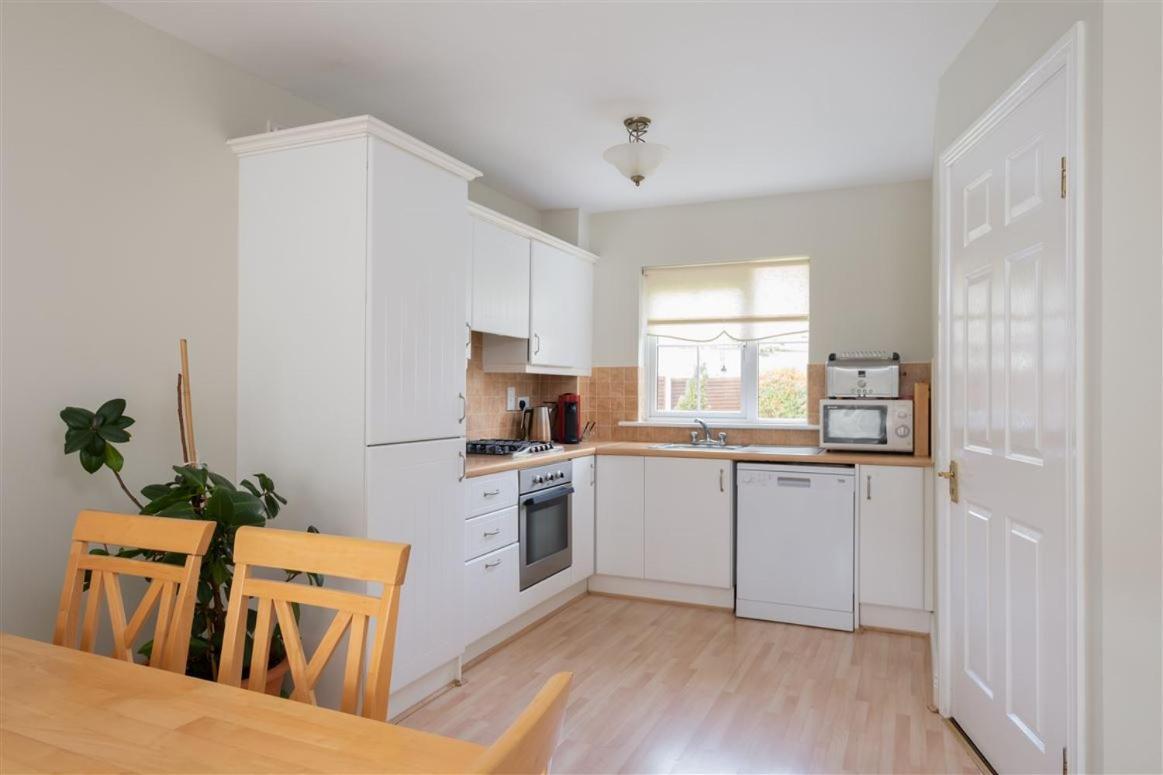 2 Cosy Bedrooms In A 3 Bed Home Tyrrelstown Zewnętrze zdjęcie